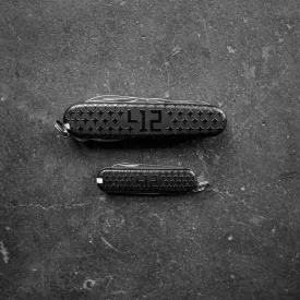 412® Swiss Army Embossed Pocket Knife