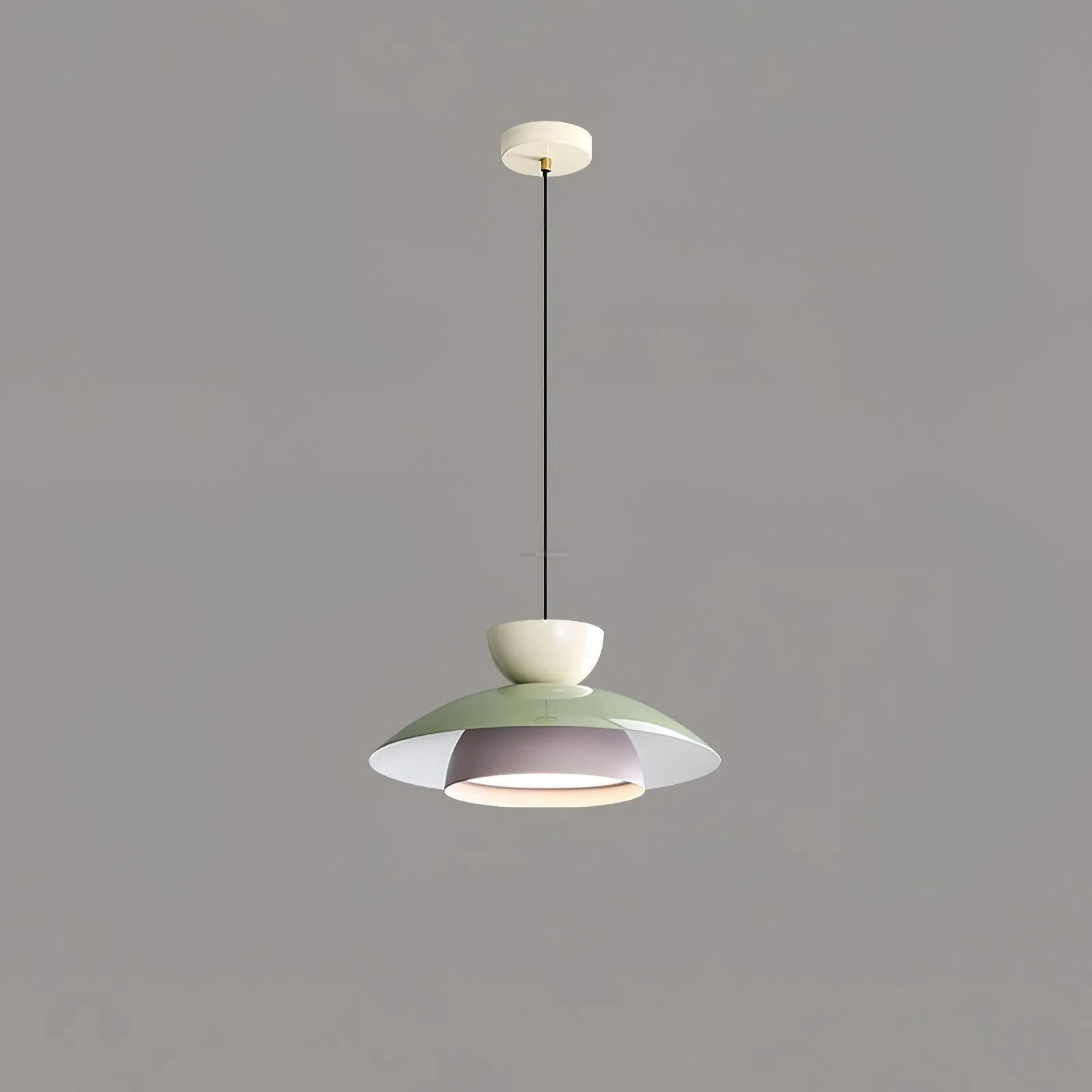 Olemi Pendant
