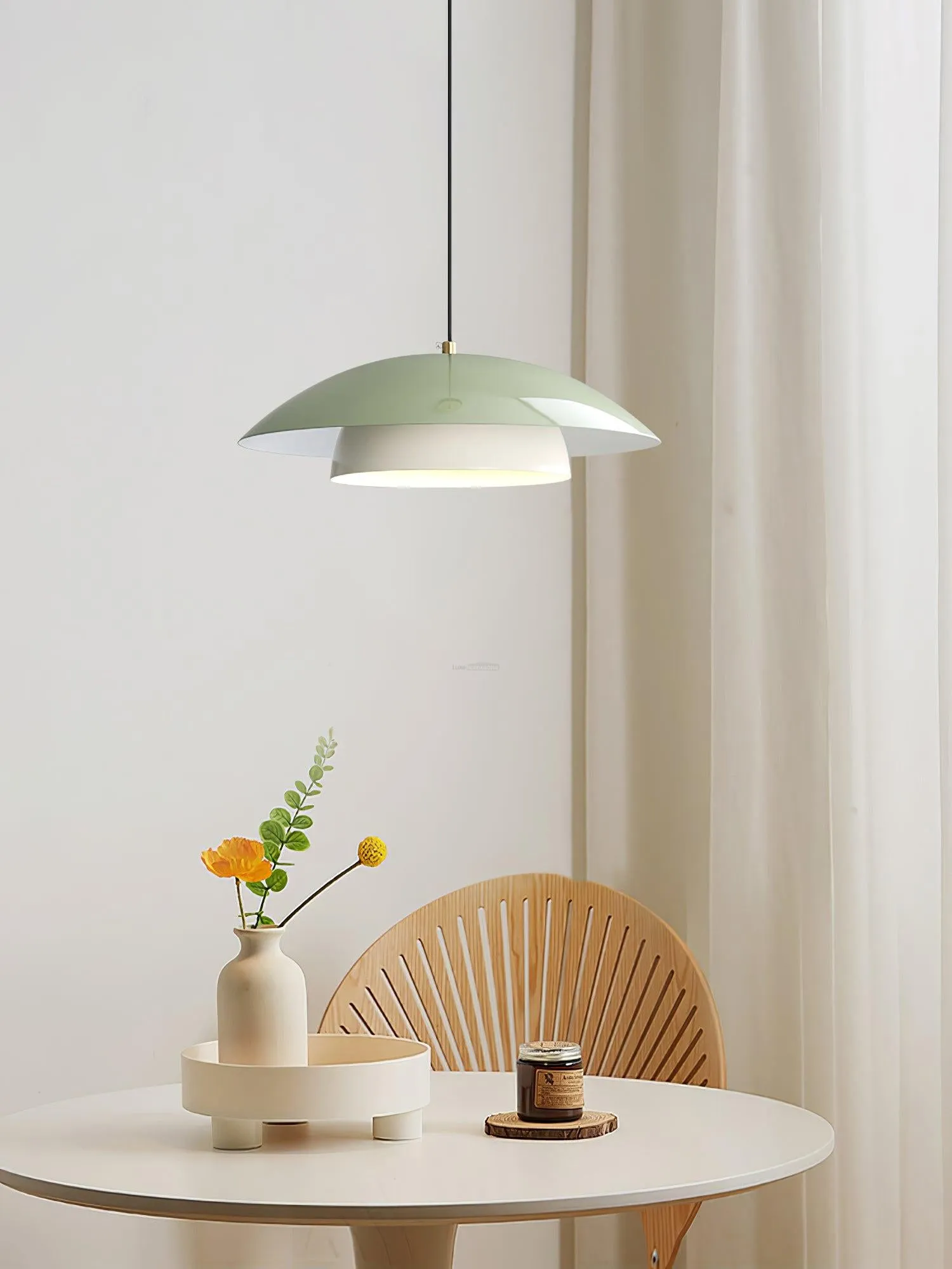 Olemi Pendant