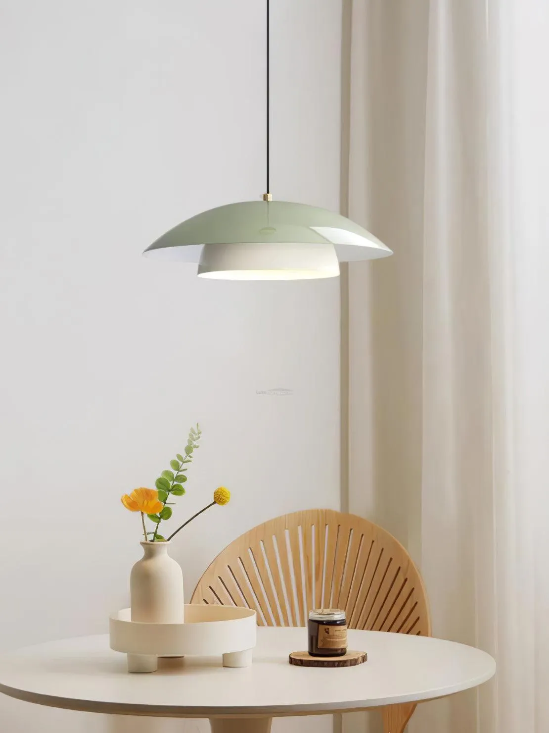 Olemi Pendant
